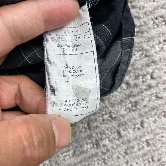 QUIKSILVER Shirt Men Small S Black Gray Plaid Button Up Long Sleeve Polo Preppy - Picture 6 of 9